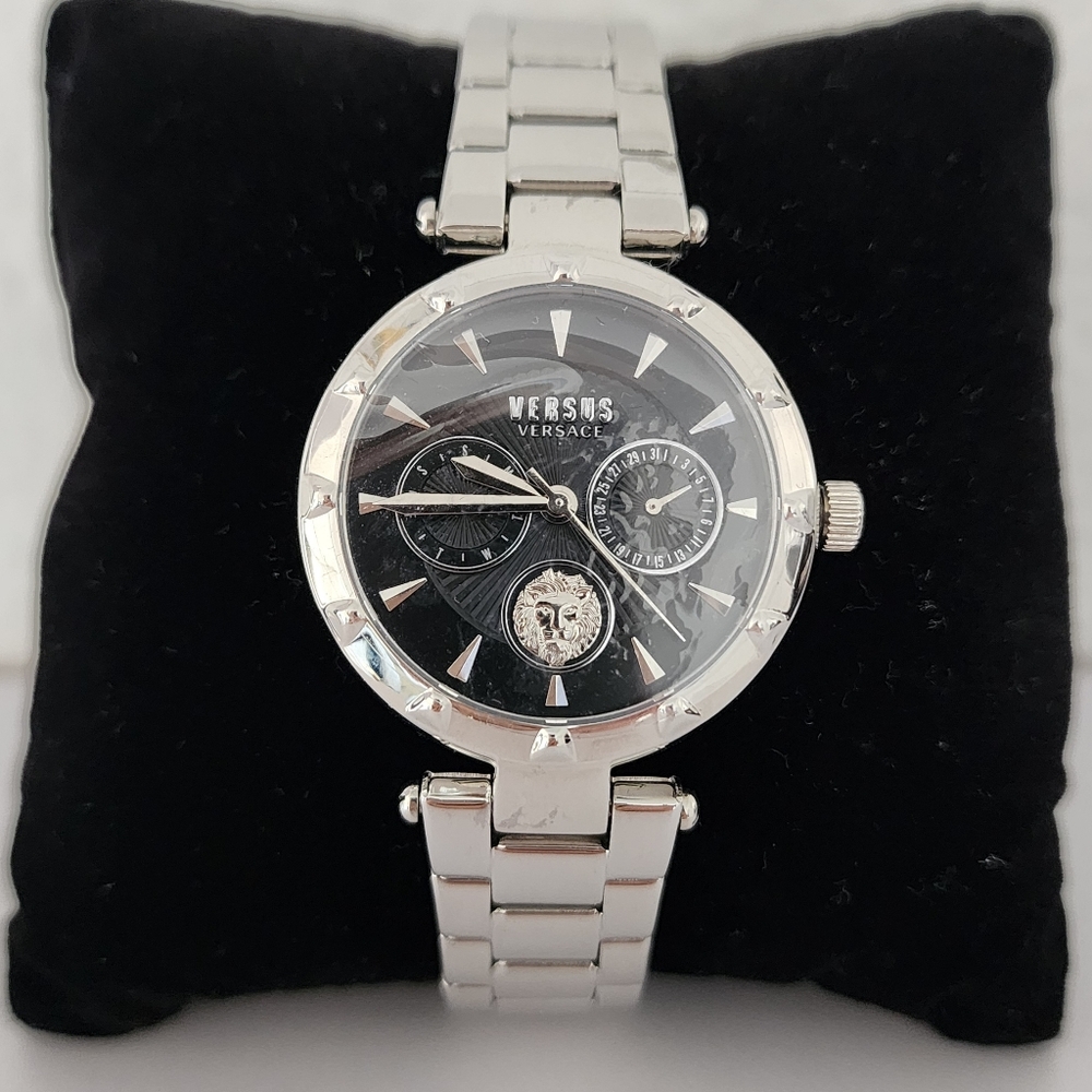 Versus Versace NWT Women's 36MM Stainless Steel Bracelet Watch. - Picture 5 of 16